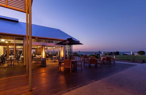 San Remo House | Potters Hill Coastal Retreat