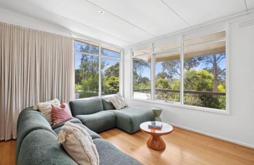 Lorne House | Prasino in Central Lorne