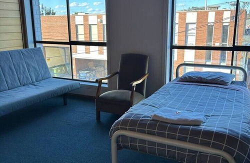 Brunswick East House | Presidents Suite (Private Room up to 6)