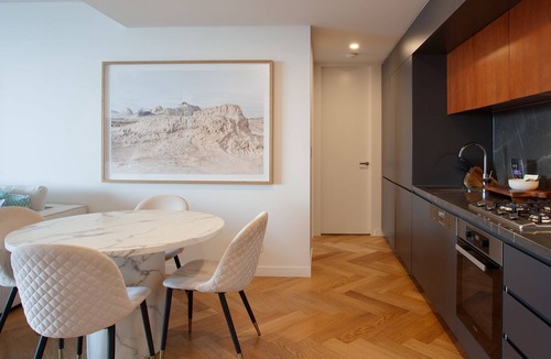 Sydney Central Business District Apartment | Prestige City Chic I90