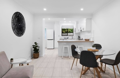 Torquay Villa | Pride Street Central Unit 7-13