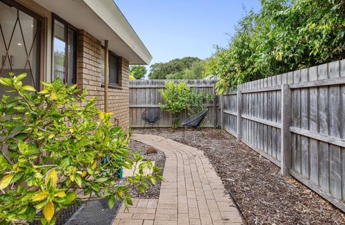 Torquay Villa | Pride Street Central Unit 7-13