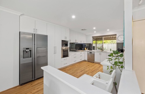 Lathlain House | Prime Location Crown, Train&City
