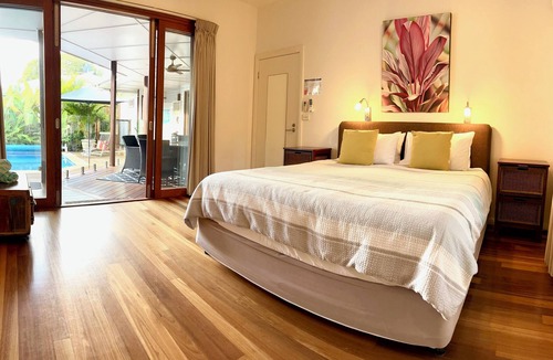 Byron Bay Villa | Private 2 bedroom pool villa, walk to the beach and centre of Byron