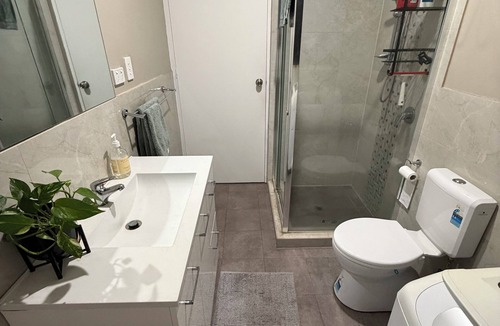 Dianella Apartment | Private and Cozy Guest Flat in Central Dianella