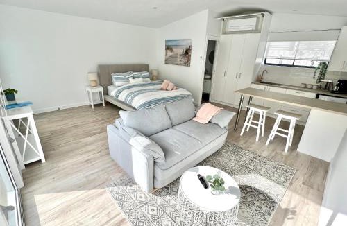 Barwon Heads House | Private Barwon Heads Cottage Walk to River