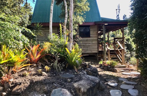Airlie Beach House | Private Bungalow in Rainforest Setting