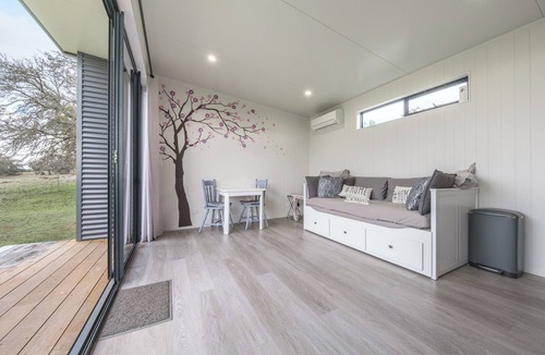 Frankland River Ski Chalet | Private Couples Chalet @ Frankland River Chalet Retreat