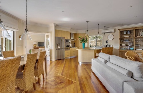 Portsea Boat Rental | Private Portsea Oasis
