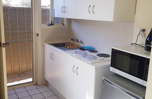 Paradise House | Private room with ensuite bathroom