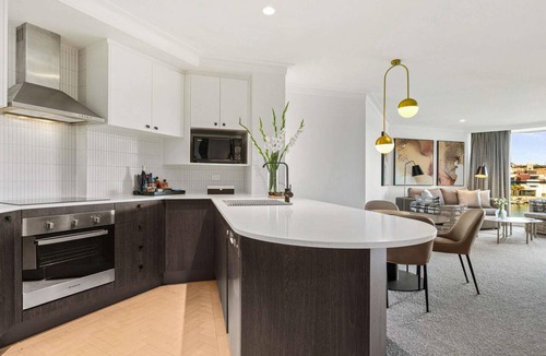 Sydney Central Business District Hotel | Pullman Quay Grand Sydney Harbour