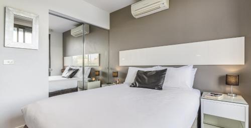 Hughesdale Apartment | Punthill Oakleigh