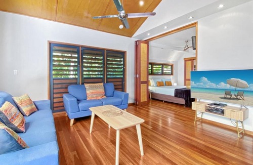 Nelly Bay Villa | Pure Magnetic Villa 4