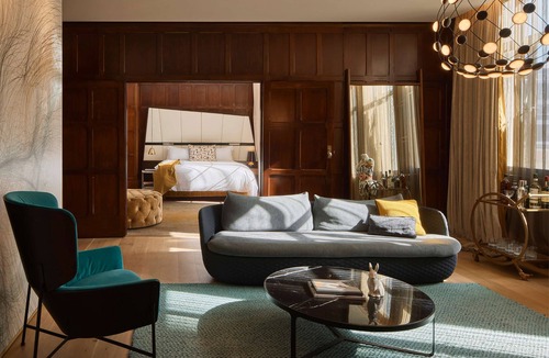 Sydney Central Business District Hotel | QT Sydney