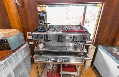 Upper Warren House | Queen Chalet 11 | Manjimup WA