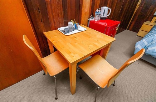 Upper Warren Cabin | Queen Chalet 4 | Manjimup WA