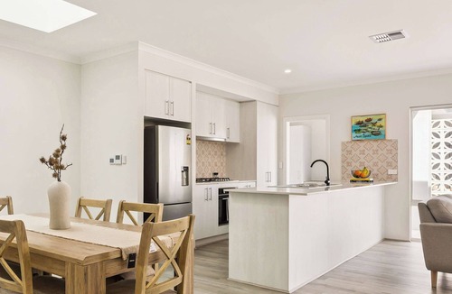 Canning Vale House | Quenda Villa