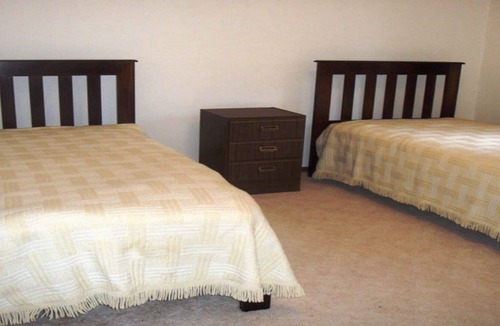 Hawks Nest House | Quiet Family Holiday....