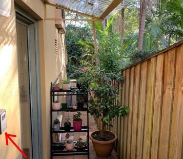 Chatswood Apartment | Quiet Private Independent