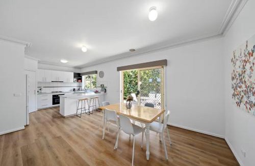 Croydon House | Quiet & Spacious Family-friendly 3BR 2Bath Home