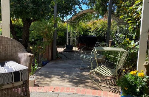Maryborough House | R&R Luxury House, Maryborough, VIC