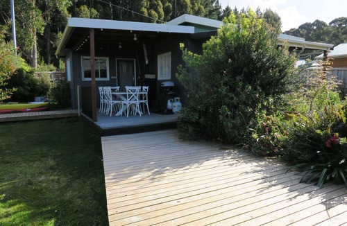 Port Arthur Cottage | Radcliffe Retreat and Spa Villa in Port Arthur