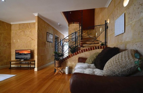 Safety Bay Apartment | Radford Retreat