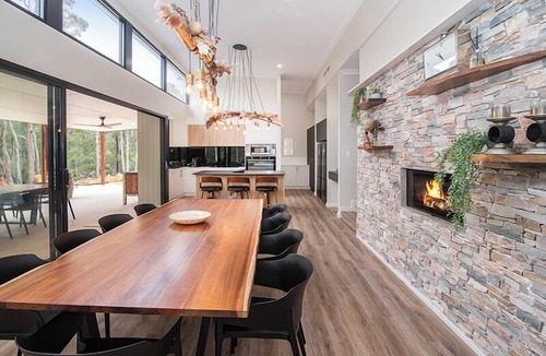 Wilyabrup House | Raffaele’s Estate Luxury Stay: Double Fireplace: Spa Baths :EV Charger