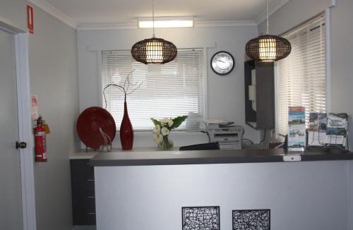 Warrnambool Hotel | Raglan Motor Inn