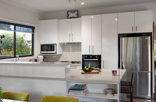 Daylesford House | Raven Cottage- gorgeous gardens and cosy fire