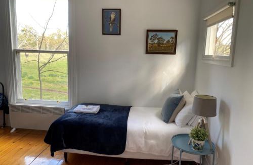 Ravenswood Bed & Breakfast | Ravenswood Homestead