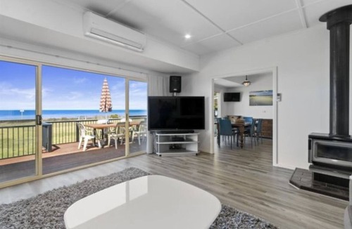 Port Vincent House | Rays Retreat beach front Port Vincent