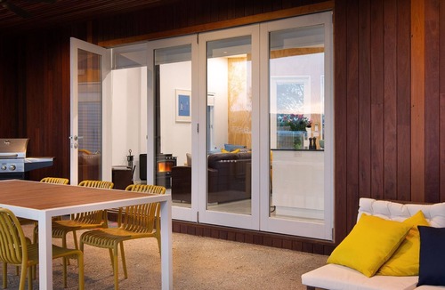 Clunes House | Reader's Rest - dog friendly accommodation in Clunes!