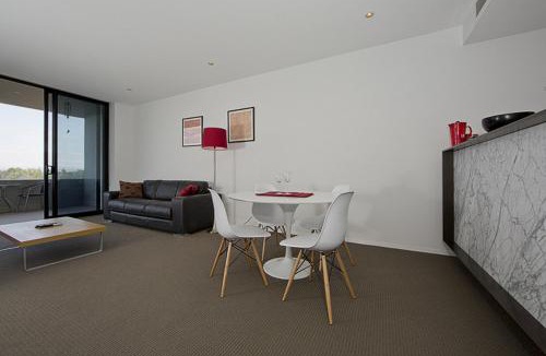 Capital Hill Apartment | Realm Park Apartment - Braddon