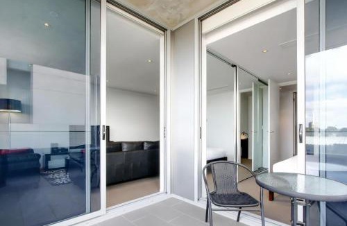 Capital Hill Apartment | Realm Park Apartment - Braddon