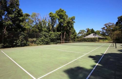 Bellawongarah House | Red Hill - Relax And Rejuvenate