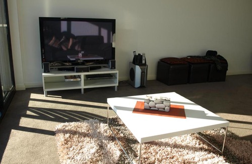 Redfern Apartment | Redfern Self-Contained One-Bedroom Apartment (17.02RED)
