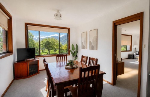 Talbingo House | Redstone retreat