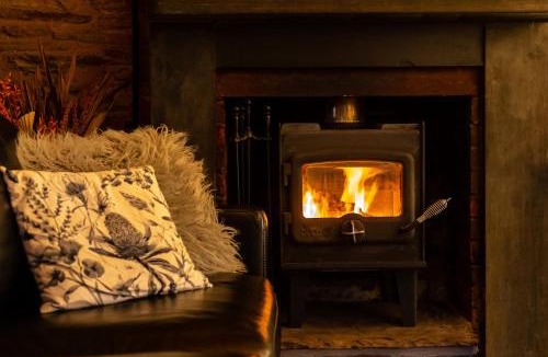 Mintaro Bed & Breakfast | Reillys Wines Heritage Cottages