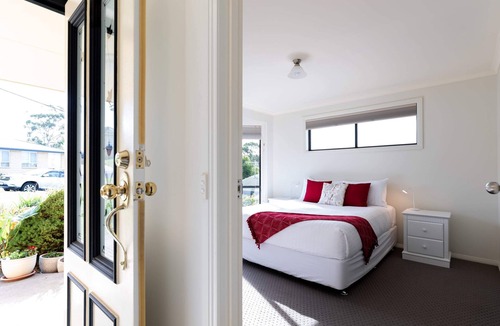 Miandetta House | Relax and Enjoy with Mersey Views