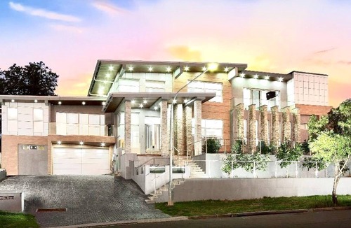 Bella Vista Apartment | Relax and Retreat Studio Flat