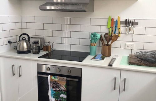 Shearwater Apartment | Relax by the sea over the summer holidays