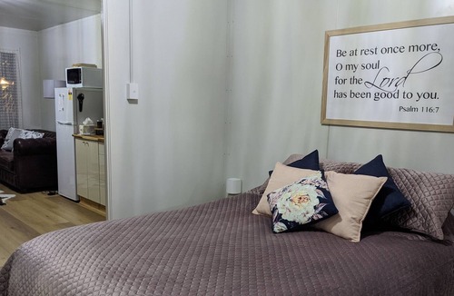 Lewiston Cottage | Relax on the farm!