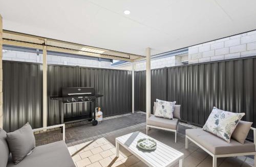 Brabham House | Relaxing 3BR Home Ideal for FIFO & Families