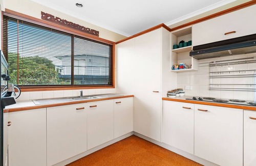 Loch Sport House | Relaxing family home with lake front views. Pets welcome