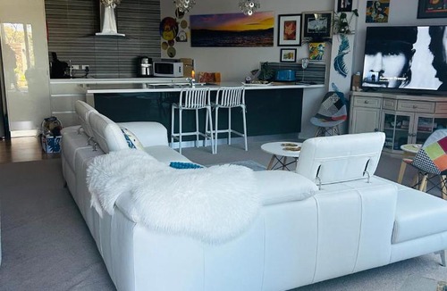 Mount Nelson Apartment | Relaxing Hobart Retreat, Stylish 2-Bed Apartment