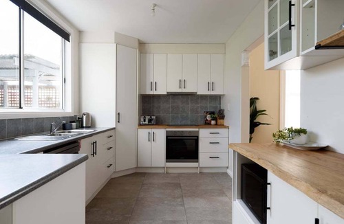 Invermay House | Renovated Character Home with Modern Comforts