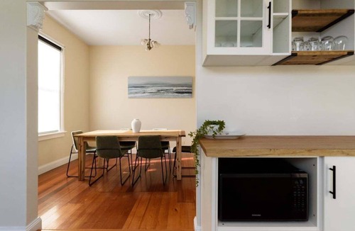 Invermay House | Renovated Character Home with Modern Comforts