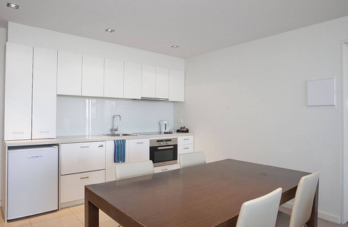 Torquay Apartment | Resort Apartment 263