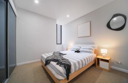 Rosebery Apartment | Resort-Style 2BR Escape Pool, Gym, Sauna, Parking